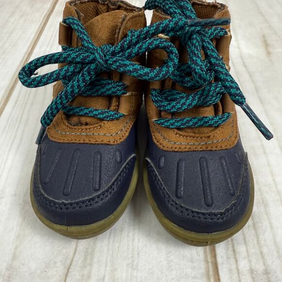OshKosh B'Gosh Toddler Boots Brown Blue Duck Boot 5C - Picture 2 of 7